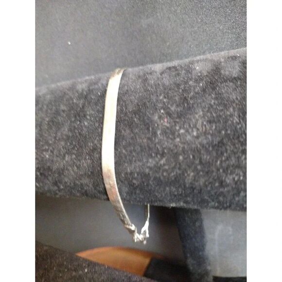 Silver Plated 8" Herringbone Bracelet Unisex - Picture 3 of 5